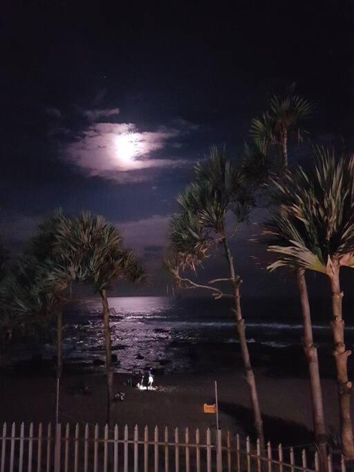 Beachfront Luxury - 2 Chaka'S Place Ballito Esterno foto